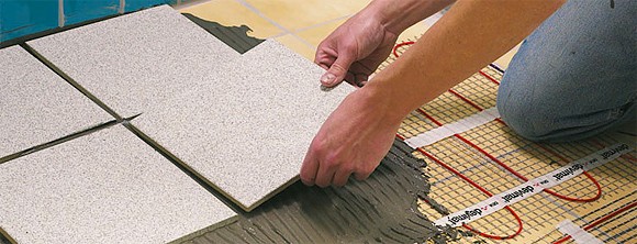 Укладка плитки на пол и стену: популярные варианты и их особенности