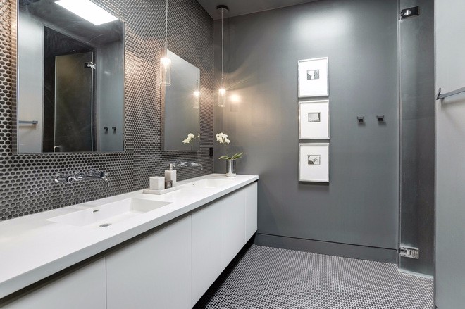 Як використовувати чорний колір в інтер'єрі ванної кімнати