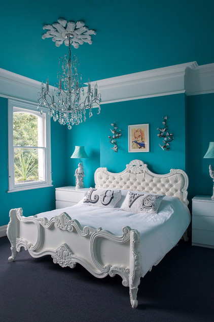 Синій колір в інтер'єрі спальні