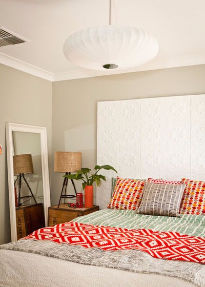 Как сделать маленькую спальню более просторной и вместительной