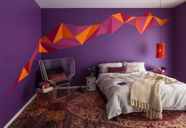 Фіолетовий зі спальні